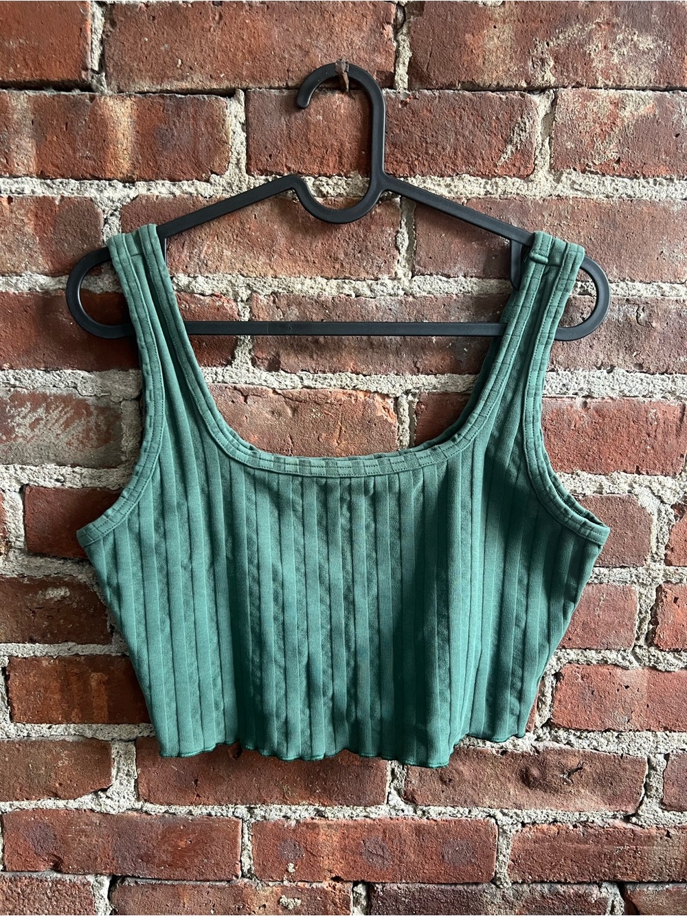 Aerie Green Scalloped Hem Tank Ribbed OG Groove Crop Top Cami Square Neck Sz M